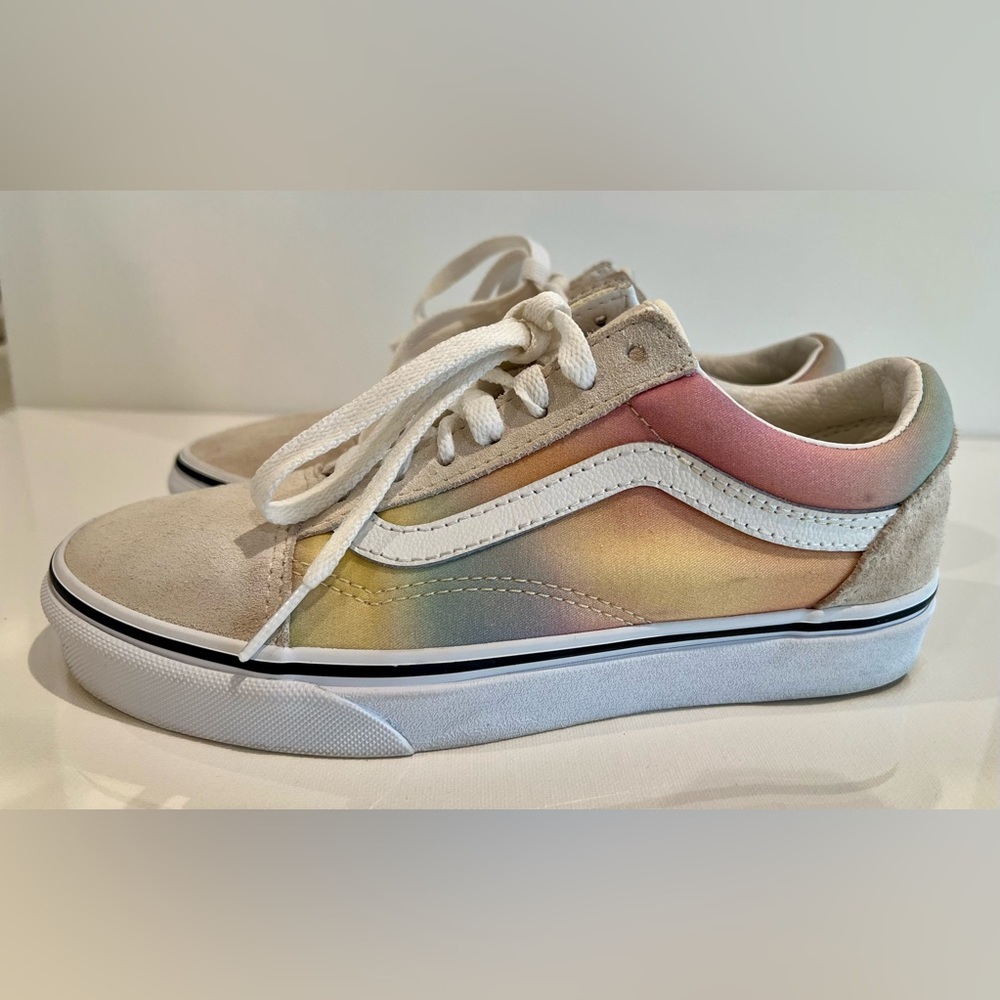 Vans Aura Shift Rainbow Gradient Sneakers Size 5.5 Women’s Girls - Picture 4 of 11